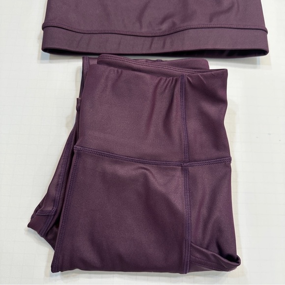 Purple Sleeveless Crop Top and Leggings Set Size Small - Picture 2 of 13